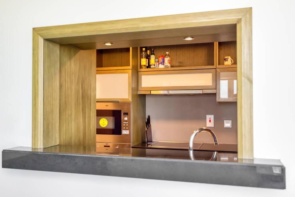 Xanadubai Loft Tower - Your Home Away From Home In Downtown Dubai! Eksteriør billede